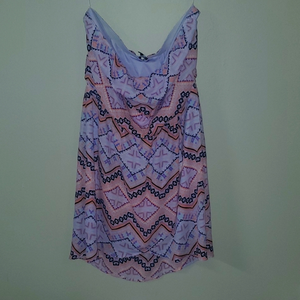 Express Strapless Patterned Dress - image 1